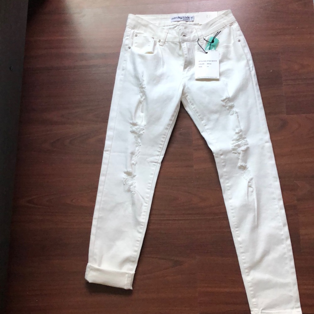 white pants